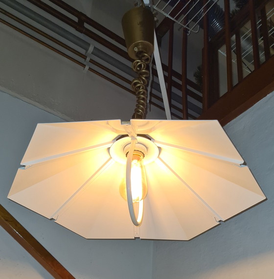 Image 1 of Lampe suspendue design vintage des années 1970.