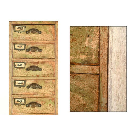 Image 1 of Colonne d'atelier en bois vintage à 18 tiroirs, France