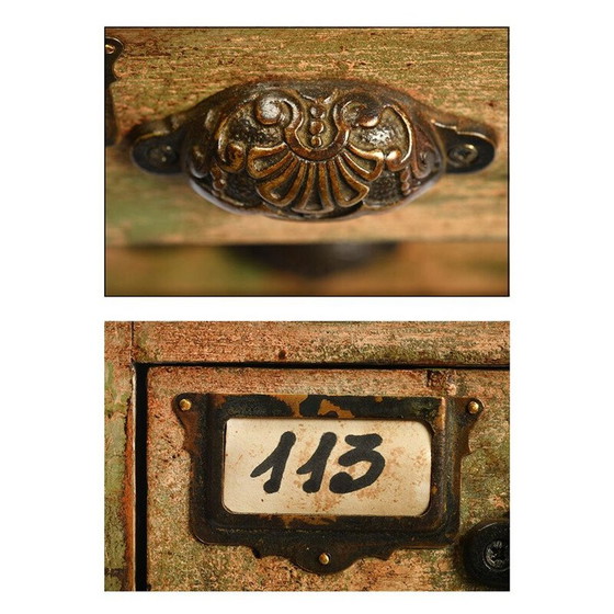 Image 1 of Colonne d'atelier en bois vintage à 18 tiroirs, France