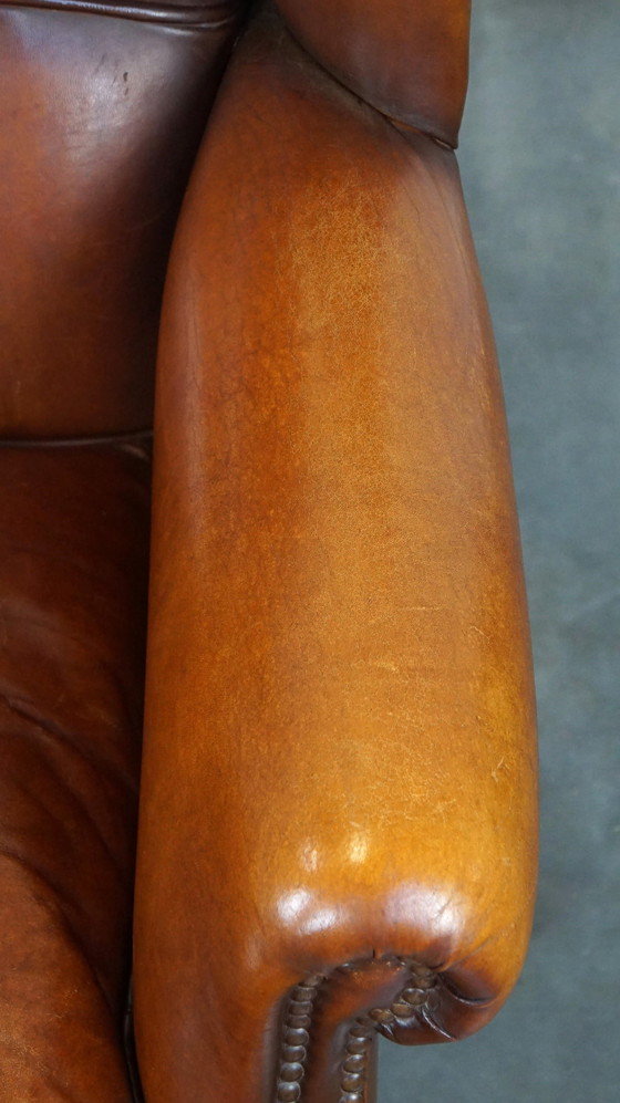 Image 1 of Fauteuil à oreilles en peau de mouton