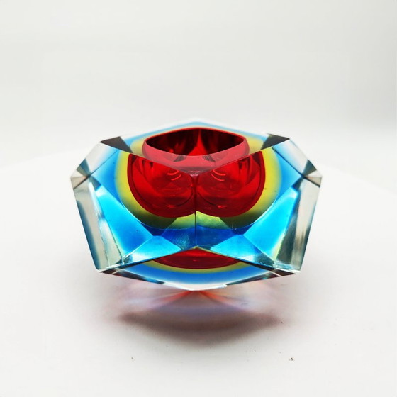Image 1 of Cendrier ou attrape-tout en verre de Murano des années 1960 attribué à Flavio Poli pour Seguso. Fabriqué en Italie