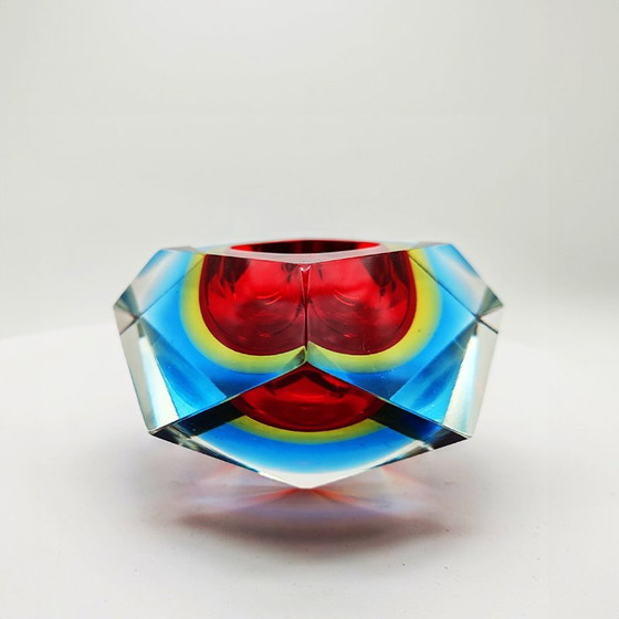 Image 1 of Cendrier ou attrape-tout en verre de Murano des années 1960 attribué à Flavio Poli pour Seguso. Fabriqué en Italie