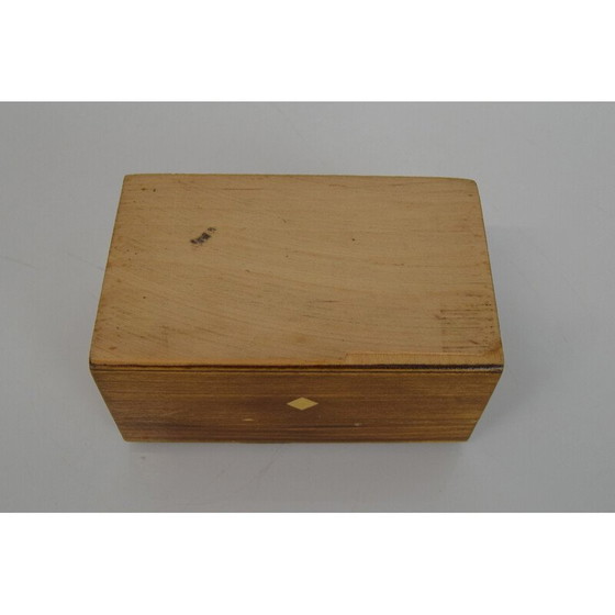 Image 1 of Boîte vintage en bois sculpté, Tchécoslovaquie, années 1950
