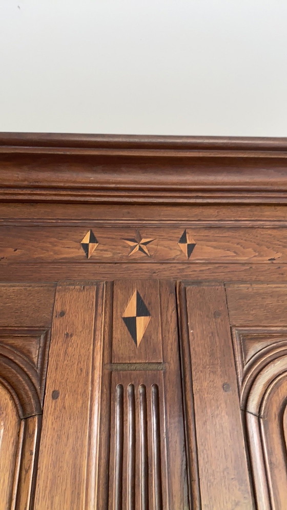 Image 1 of Armoire ancienne Louis XVI