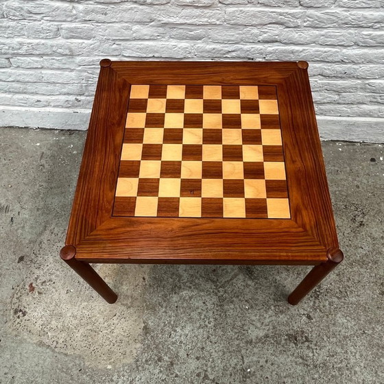 Image 1 of Georg Petersens Møbelfabrik Table d'échecs/commode avec plateau pivotant