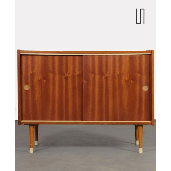 Image 1 of Commode vintage en bois de chêne par Zapadoslovenske Nabytkarske Zavody, Tchécoslovaquie 1960