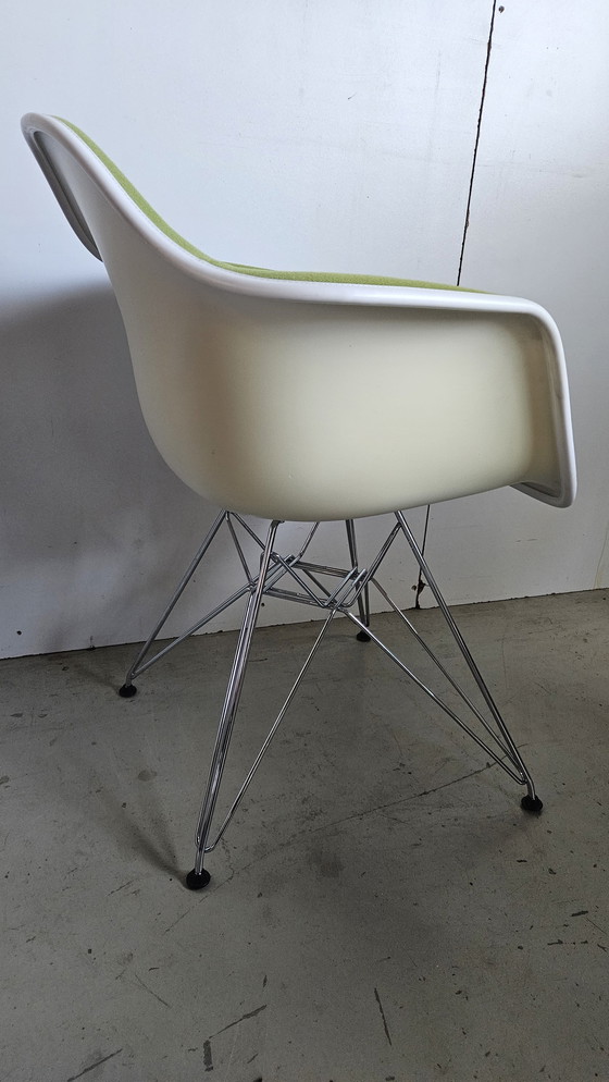 Image 1 of 4x Vitra Eames Dar Armchair