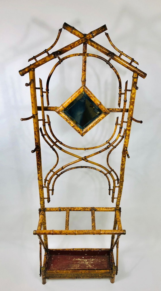 Image 1 of Porte-manteau décoratif, France