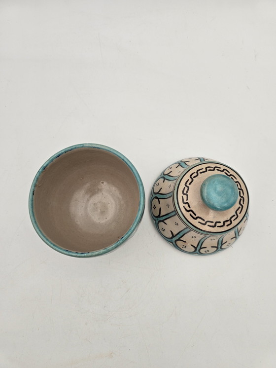 Image 1 of Pot Marocain Bleu Et Blanc Céramique Xixème Siècle