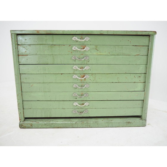 Image 1 of Commode industrielle en bois vert