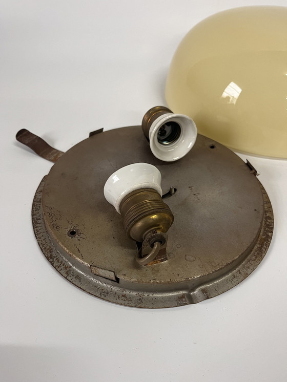Image 1 of Plafonnier vintage en opaline