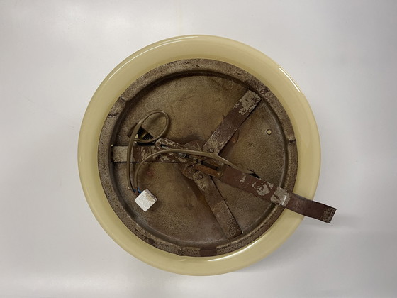 Image 1 of Plafonnier vintage en opaline