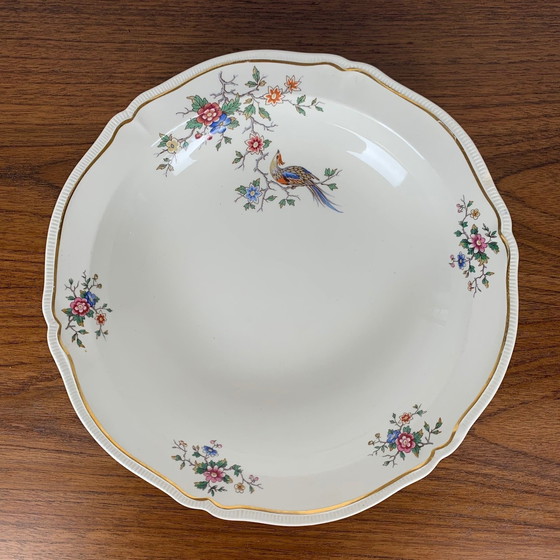 Image 1 of Grand plat creux modèle "Chantilly" par Longchamp, 1950/60