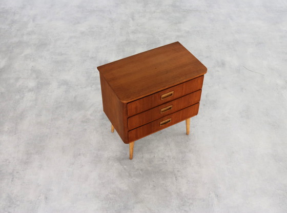 Image 1 of Commode vintage en teck