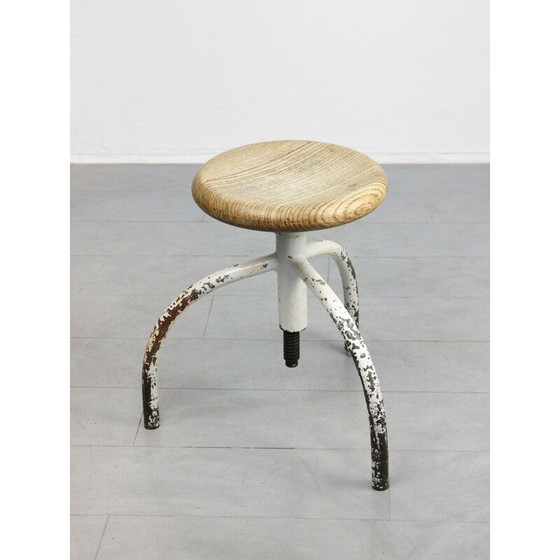 Image 1 of Chaise pivotante vintage industrielle blanche