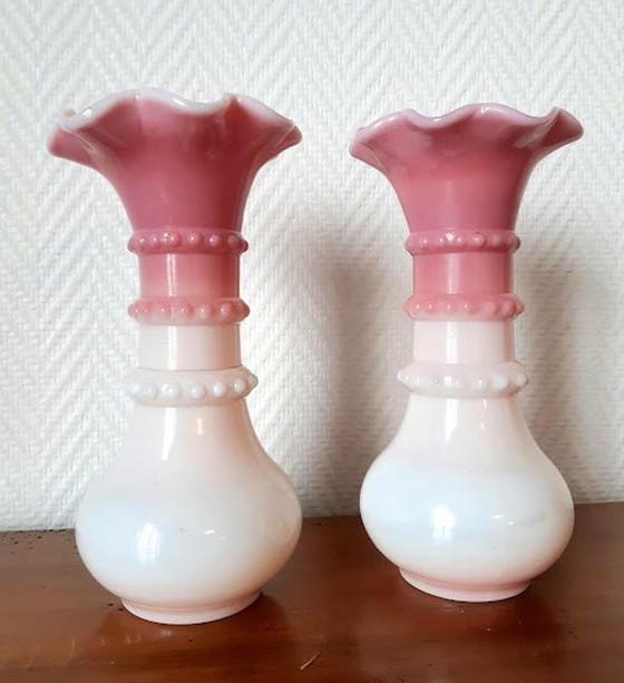 Image 1 of 2X Vases En Opaline De Foire Vers 1920