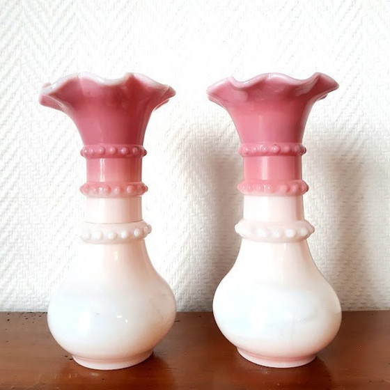 Image 1 of 2X Vases En Opaline De Foire Vers 1920
