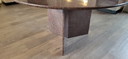 Table en granit rouge