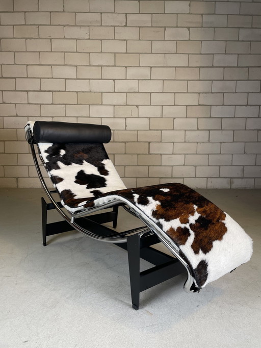 Fauteuil Cassina Lc4 Tri Colour Pony By Le Corbusier