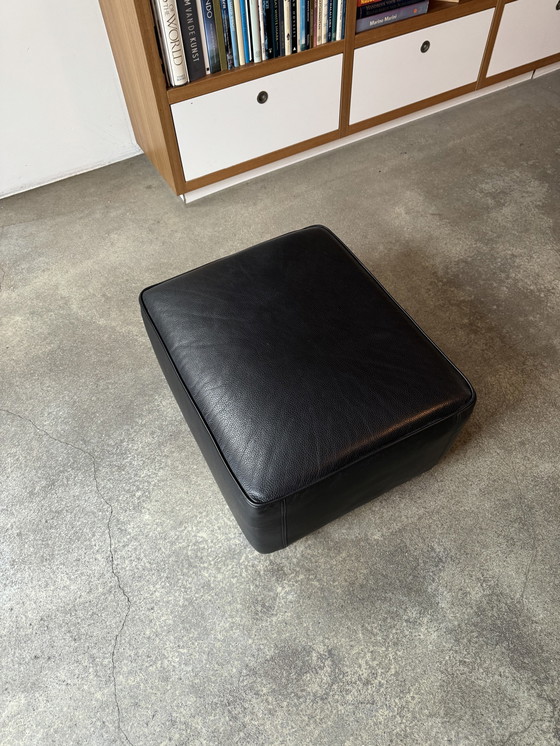 Image 1 of Flexform Antonio Citterio ottoman