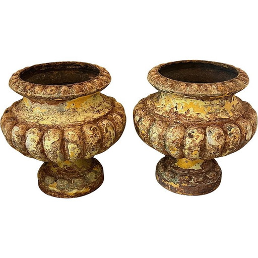 Paire de vases Médicis vintage