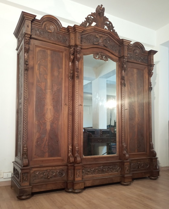 Image 1 of Ensemble de chambre à coucher, armoire, commode, tables de chevet, 1890S, lot de 4