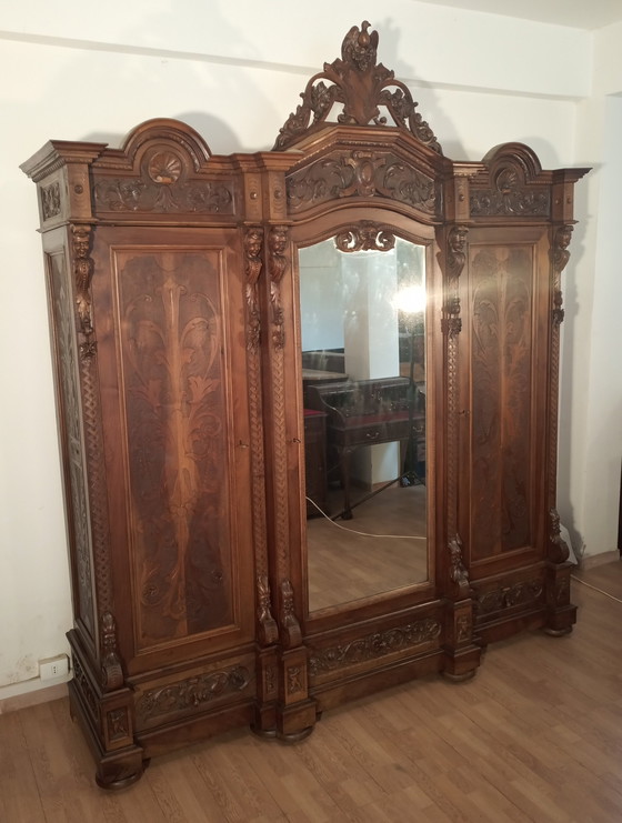 Image 1 of Ensemble de chambre à coucher, armoire, commode, tables de chevet, 1890S, lot de 4