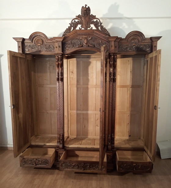 Image 1 of Ensemble de chambre à coucher, armoire, commode, tables de chevet, 1890S, lot de 4