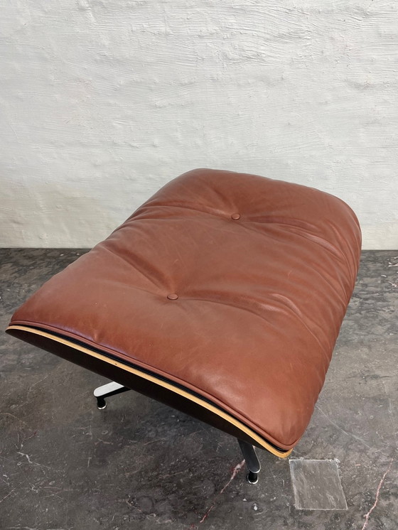 Image 1 of 1970S Chaise longue (2) Herman Miller - Charles & Ray Eames