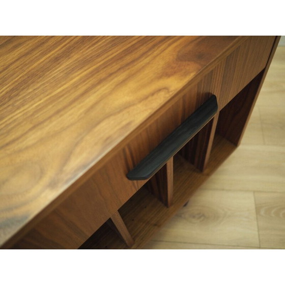 Image 1 of Buffet scandinave vintage en noyer