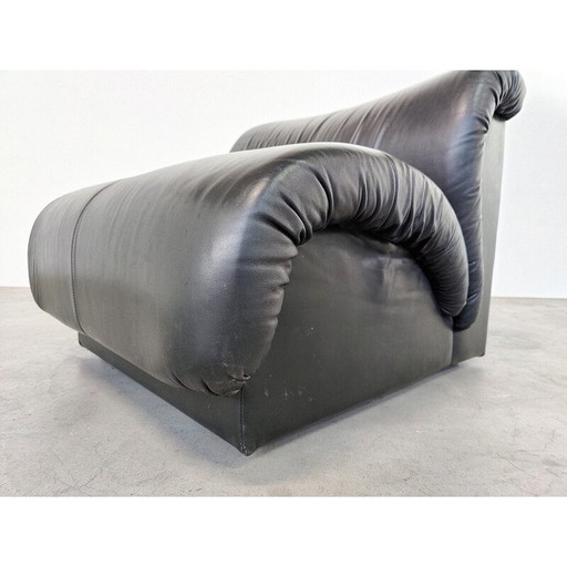 Ensemble de salon en cuir noir du milieu du siècle par Doimo Salotti, Italie, années 1970