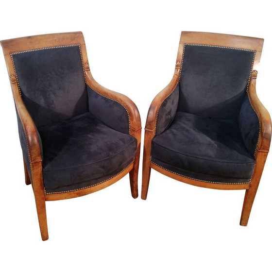 Image 1 of Fauteuil vintage en velours bleu royal et acajou sculpté