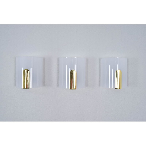 Image 1 of Applique du milieu du siècle en lucite et laiton par Metalarte, Espagne 1980