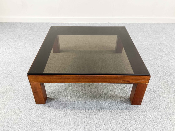 Image 1 of Table basse design en bois massif