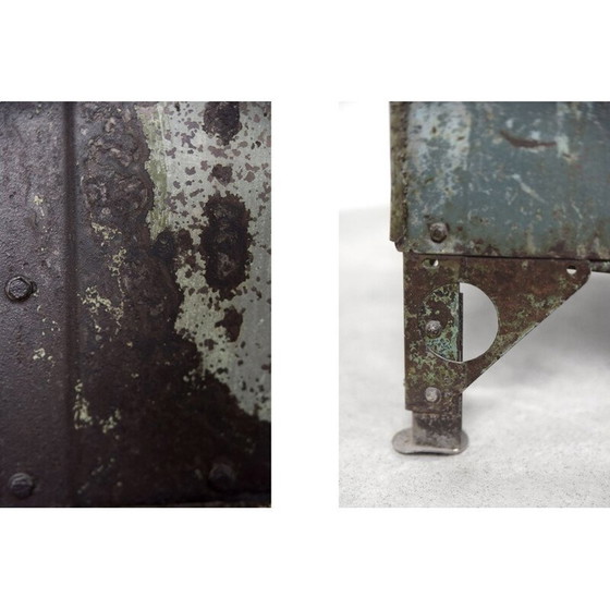 Image 1 of Armoire d'usine en métal brut avec étagères, 1950