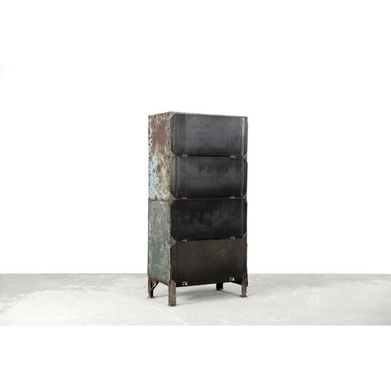 Image 1 of Armoire d'usine en métal brut avec étagères, 1950