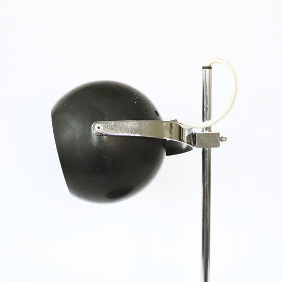 Image 1 of Lampe de table vintage 60S/70S à globe oculaire en chrome