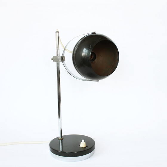 Image 1 of Lampe de table vintage 60S/70S à globe oculaire en chrome