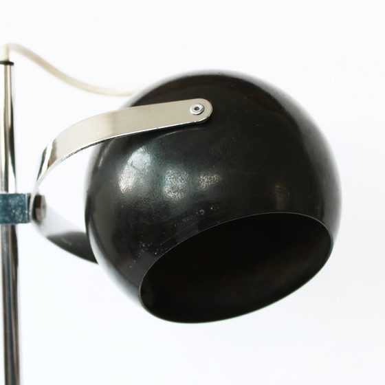 Image 1 of Lampe de table vintage 60S/70S à globe oculaire en chrome
