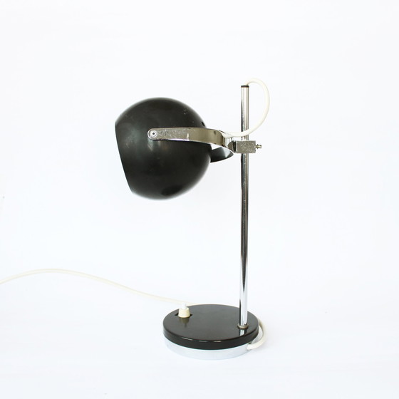 Image 1 of Lampe de table vintage 60S/70S à globe oculaire en chrome