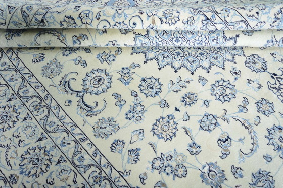 Image 1 of Tapis d'Orient Naïn 9 La noué à la main avec soie - 340 X 243 cm