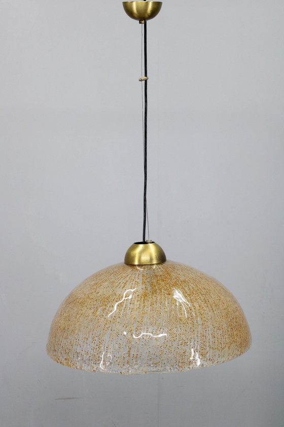 Image 1 of Suspension en verre des années 1970, Italie