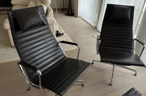 2 chaises longues Vitra