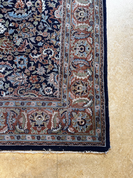 Image 1 of Tapis persan noué à la main