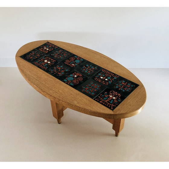 Image 1 of Table basse ovale vintage en chêne clair massif par Guillerme et Chambron, France 1960