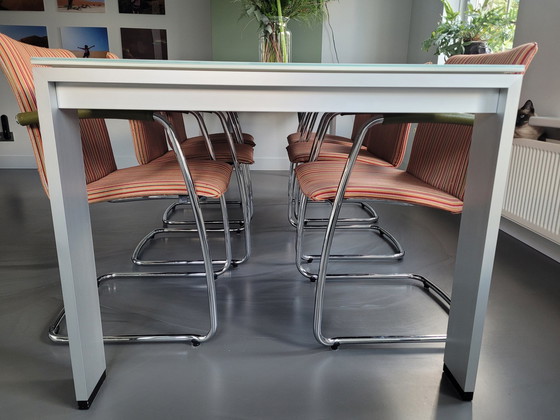 Image 1 of Table Hulsta Et 1000 avec 6 chaises Leolux Freyer