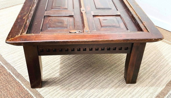 Image 1 of Table basse indonésienne