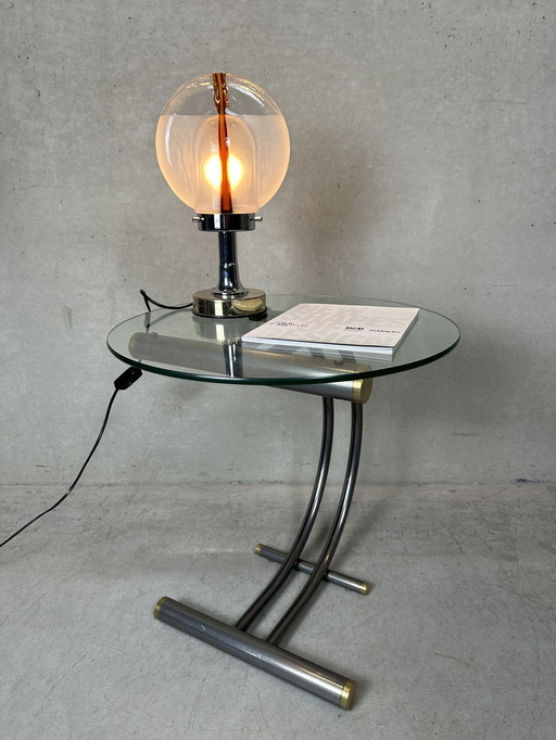 Table d'appoint chromée au design vintage