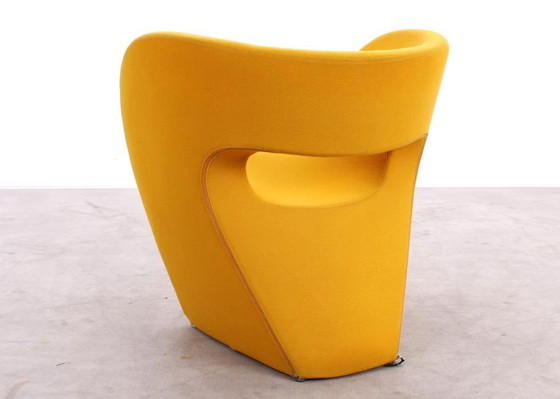 Image 1 of Moroso Fauteuil Victoria et Albert Jaune Ocre