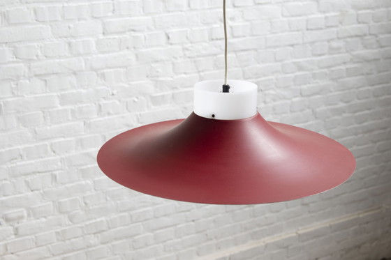 Image 1 of Lampe suspendue danoise en métal rouge et plastique opale, années 1960